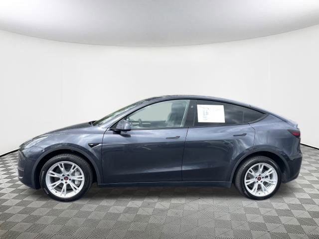 2024 Tesla Model Y Long Range photo 4