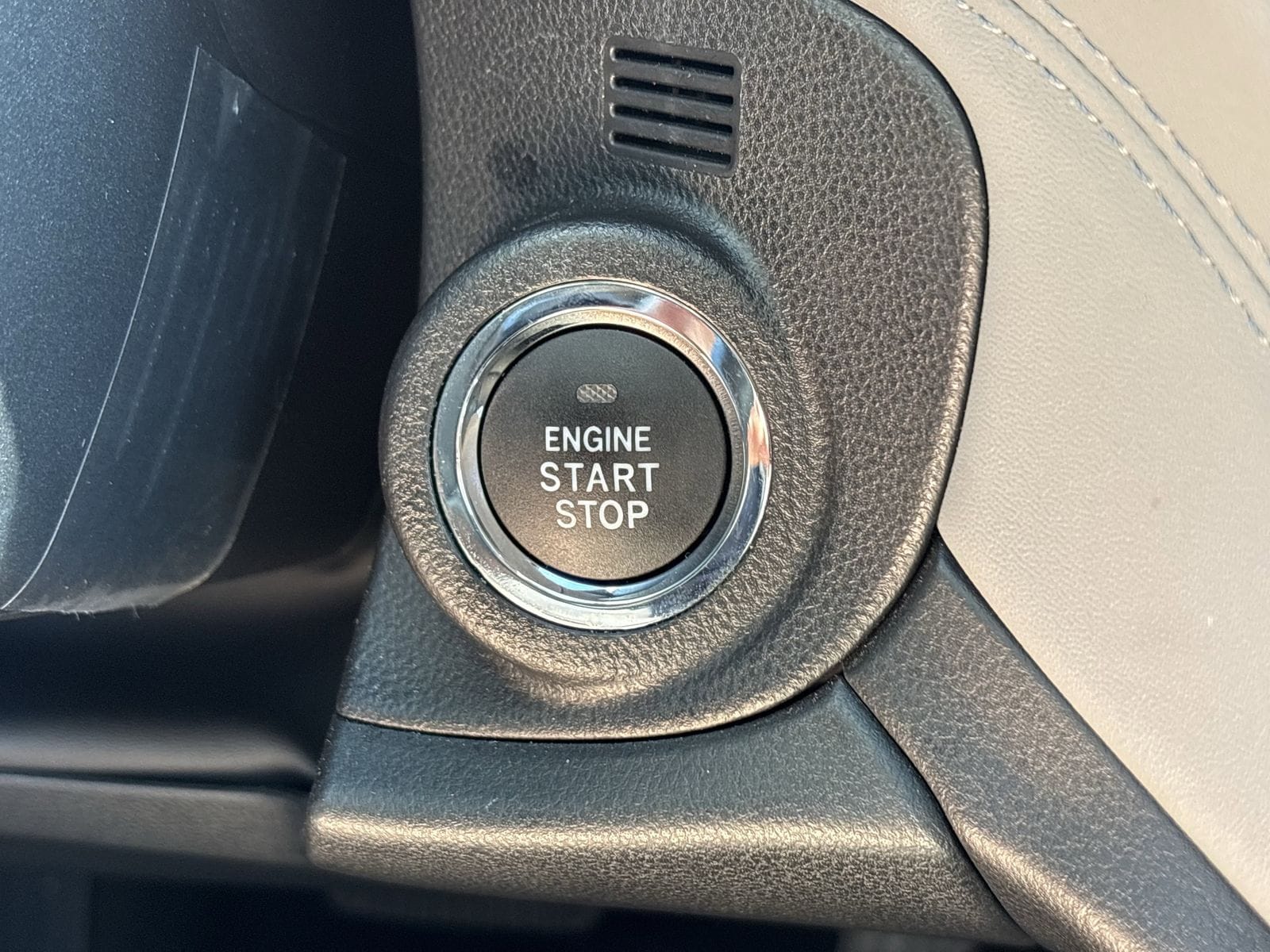 2025 Subaru Outback Premium - Photo 18