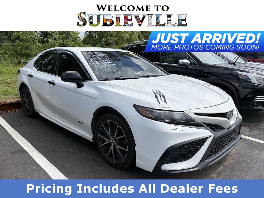 Used 2021 Toyota Camry SE 4dr Car