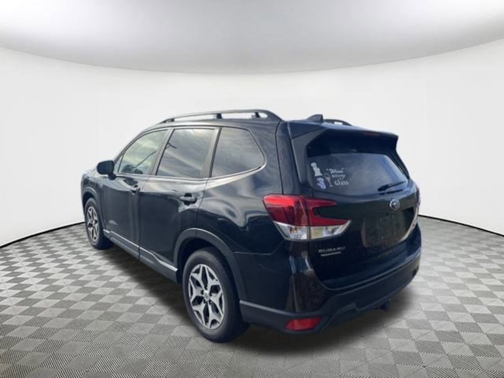 Certified 2023 Subaru Forester Premium Premium CVT