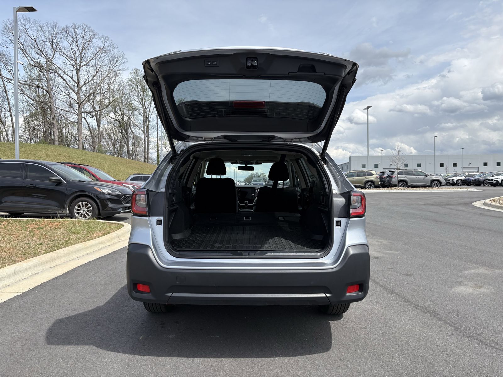 2025 Subaru Outback Premium - Photo 11