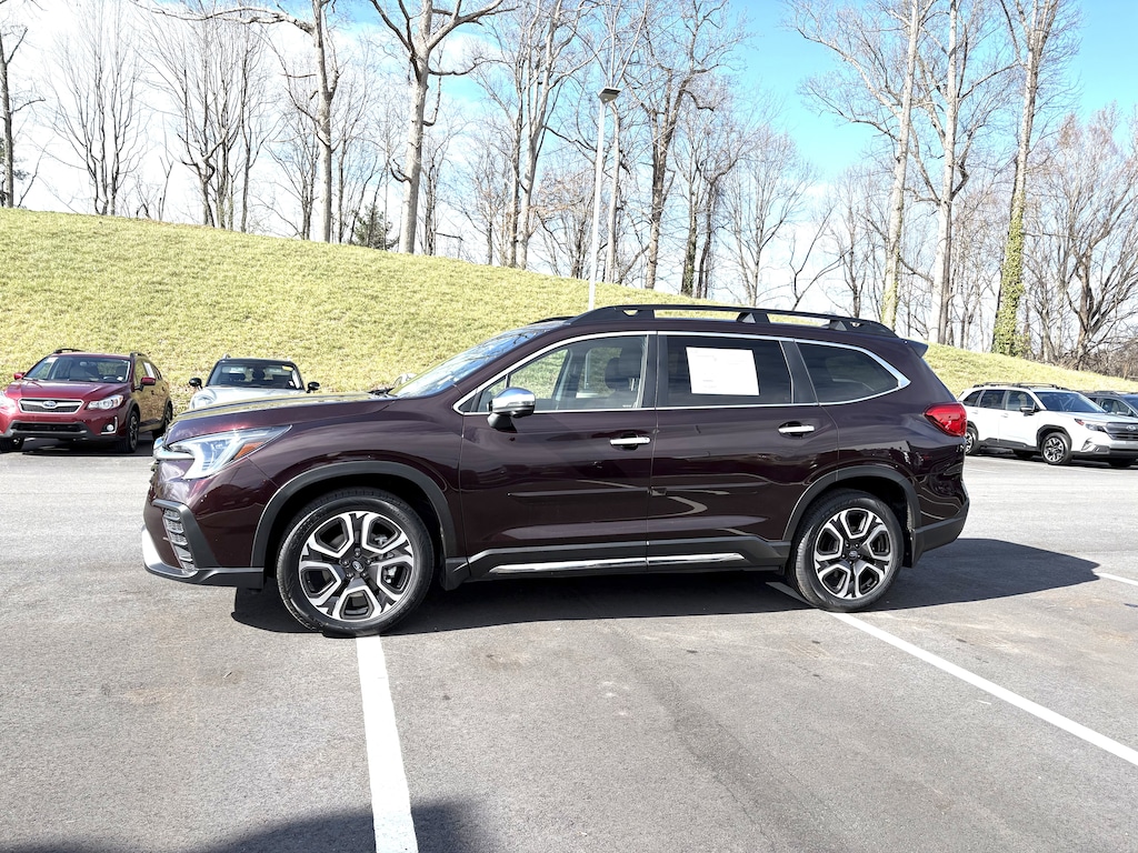 Used 2023 Subaru Ascent Touring Touring 7-Passenger