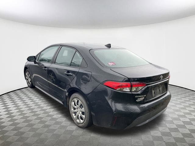 2021 Toyota Corolla LE photo 4