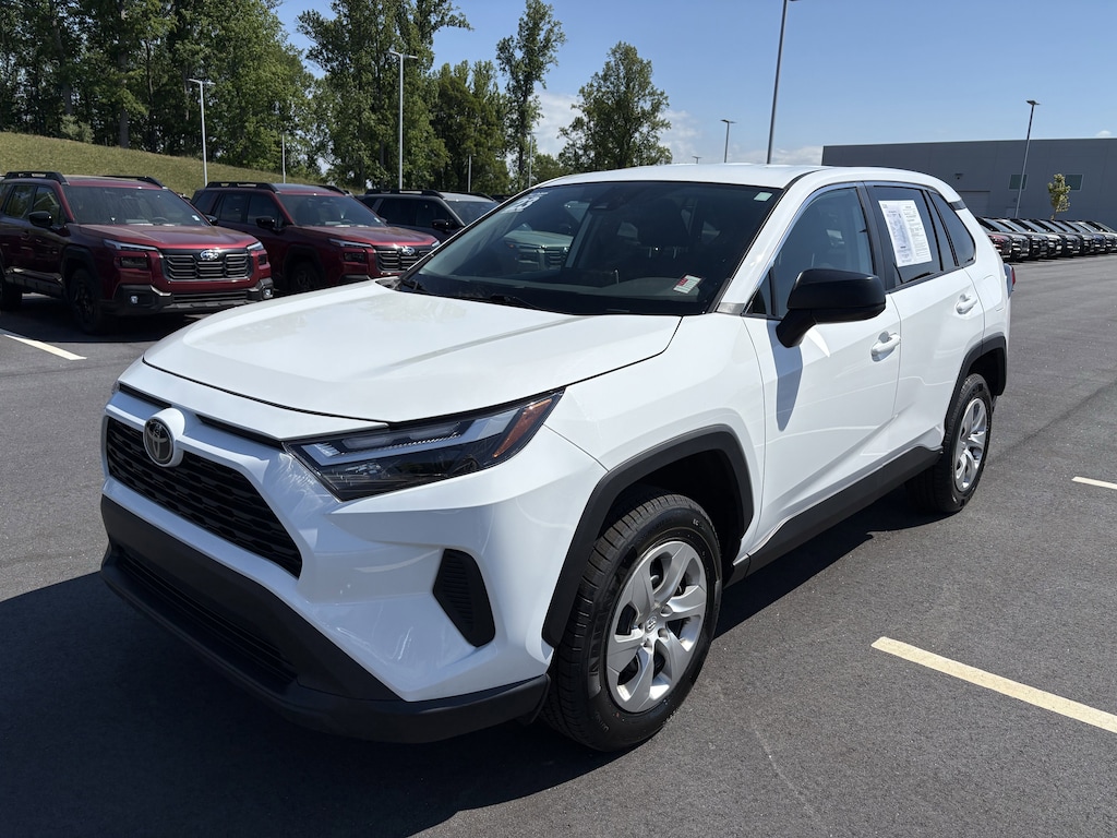 Used 2023 Toyota RAV4 LE LE FWD