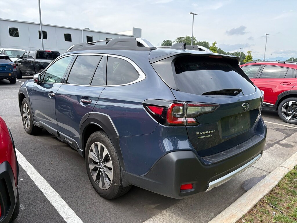 Used 2025 Subaru Outback Touring XT SUV
