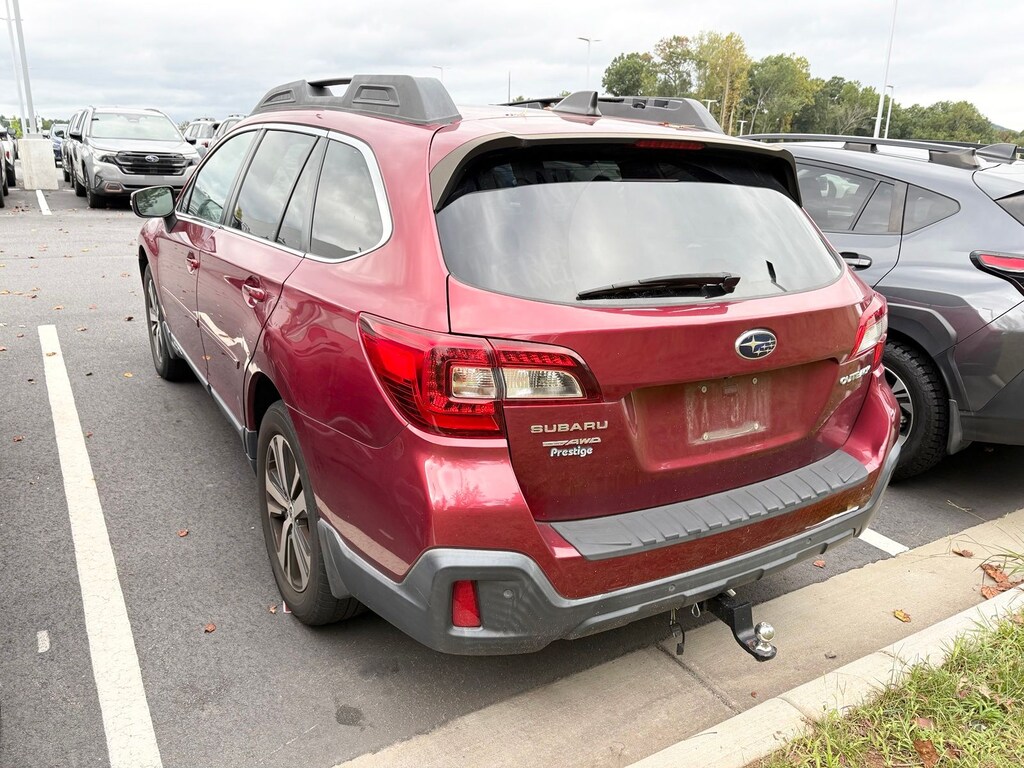 Used 2018 Subaru Outback 2.5i SUV