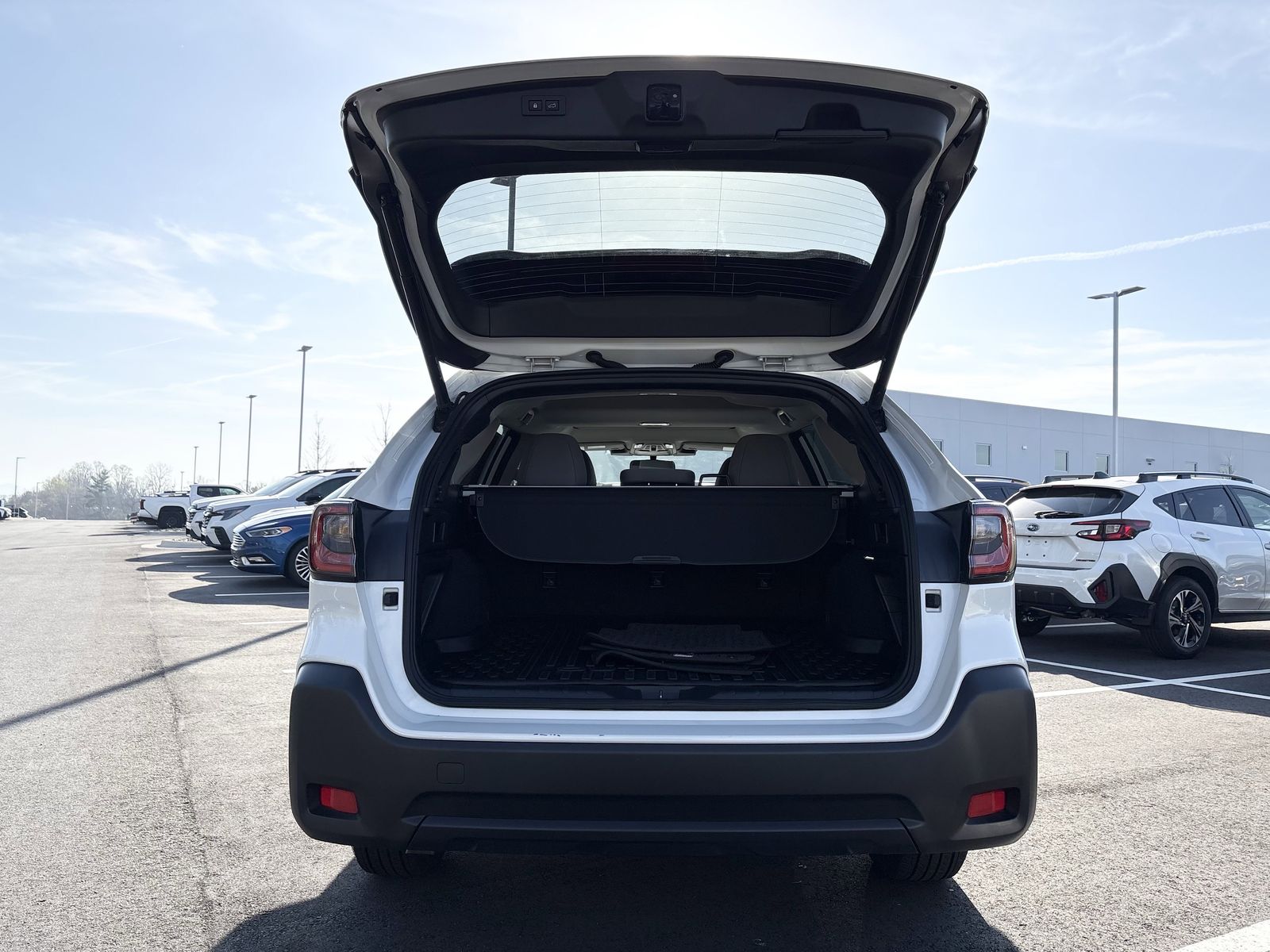 2025 Subaru Outback Premium - Photo 11