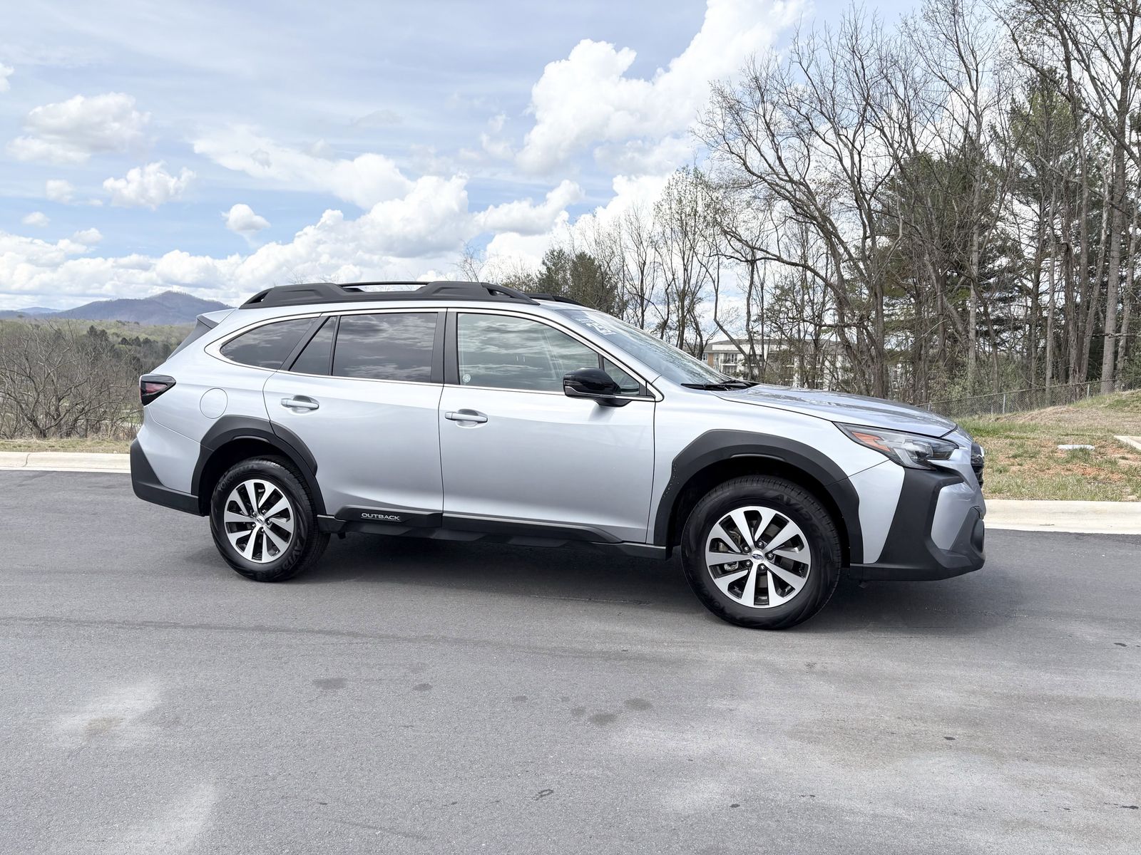2025 Subaru Outback Premium - Photo 7