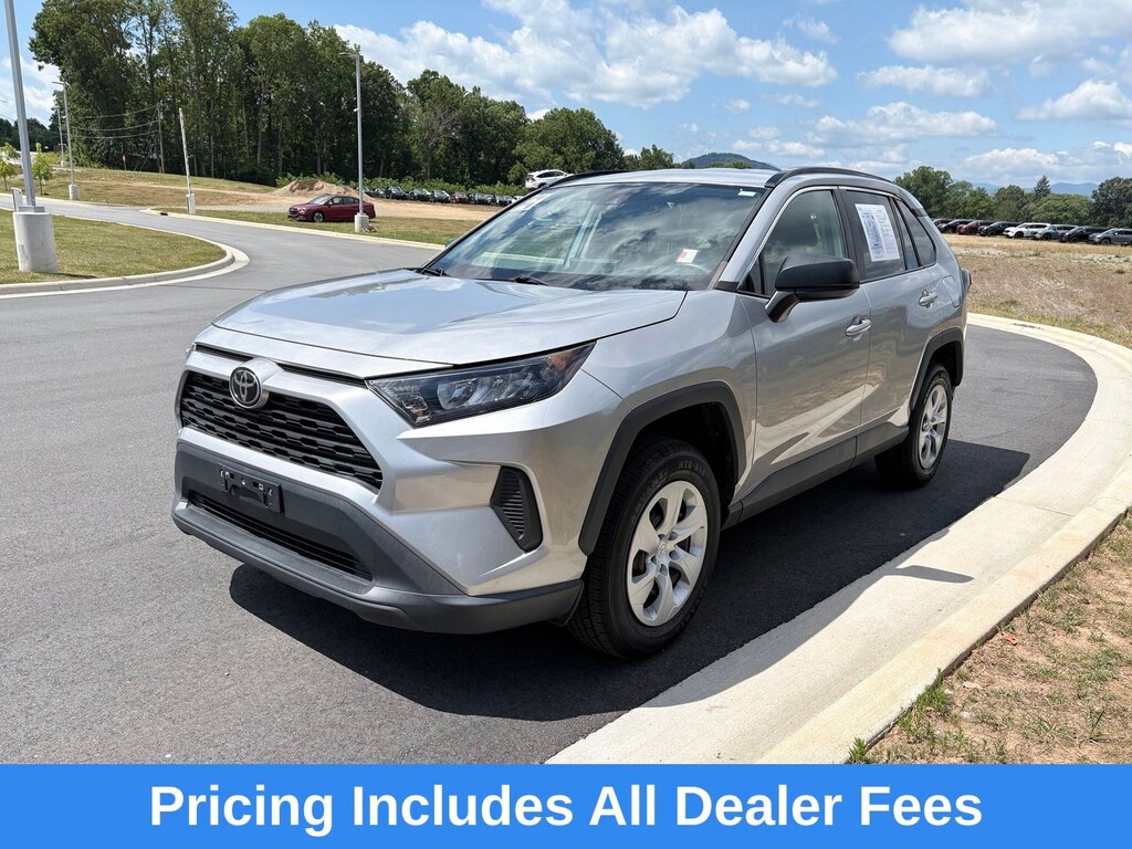 Used 2021 Toyota RAV4 LE SUV