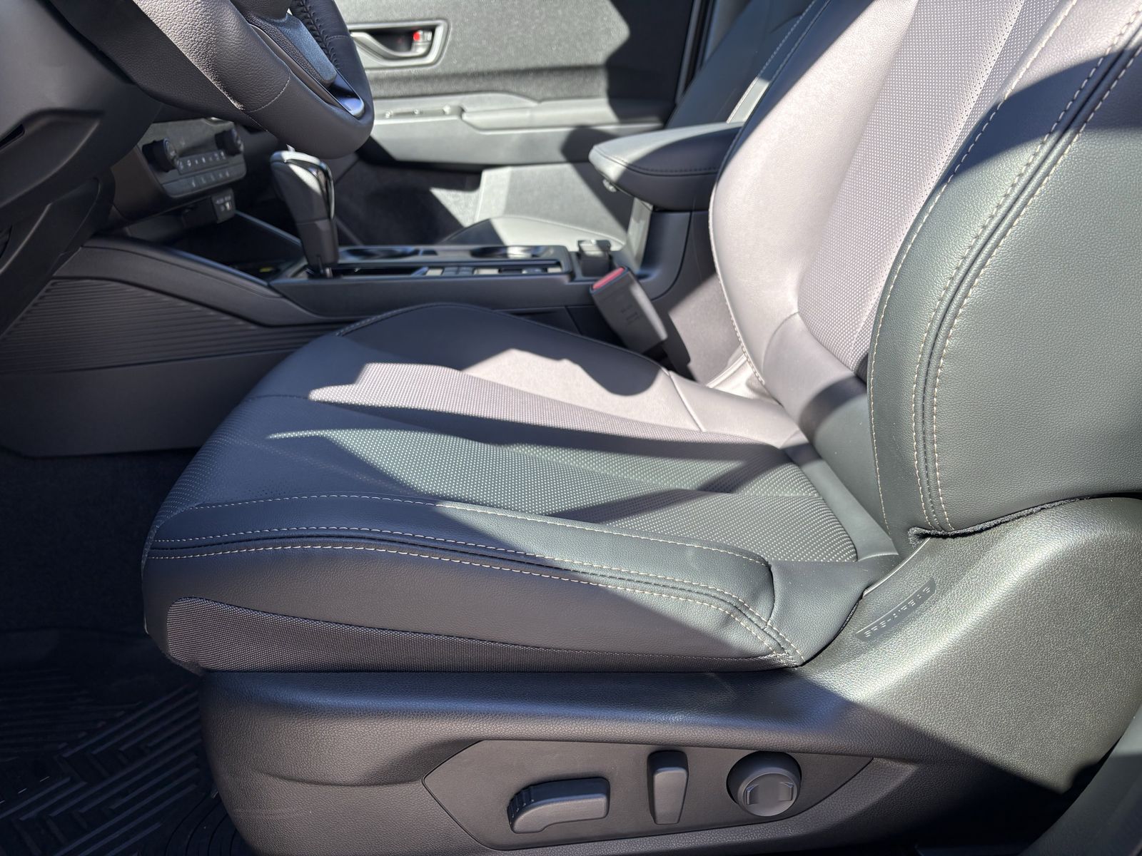 2026 Subaru Outback Limited - Photo 30