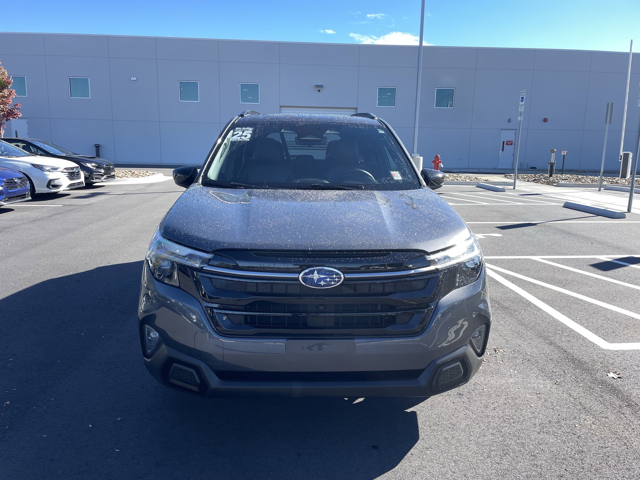 2025 Subaru Forester Touring photo 2