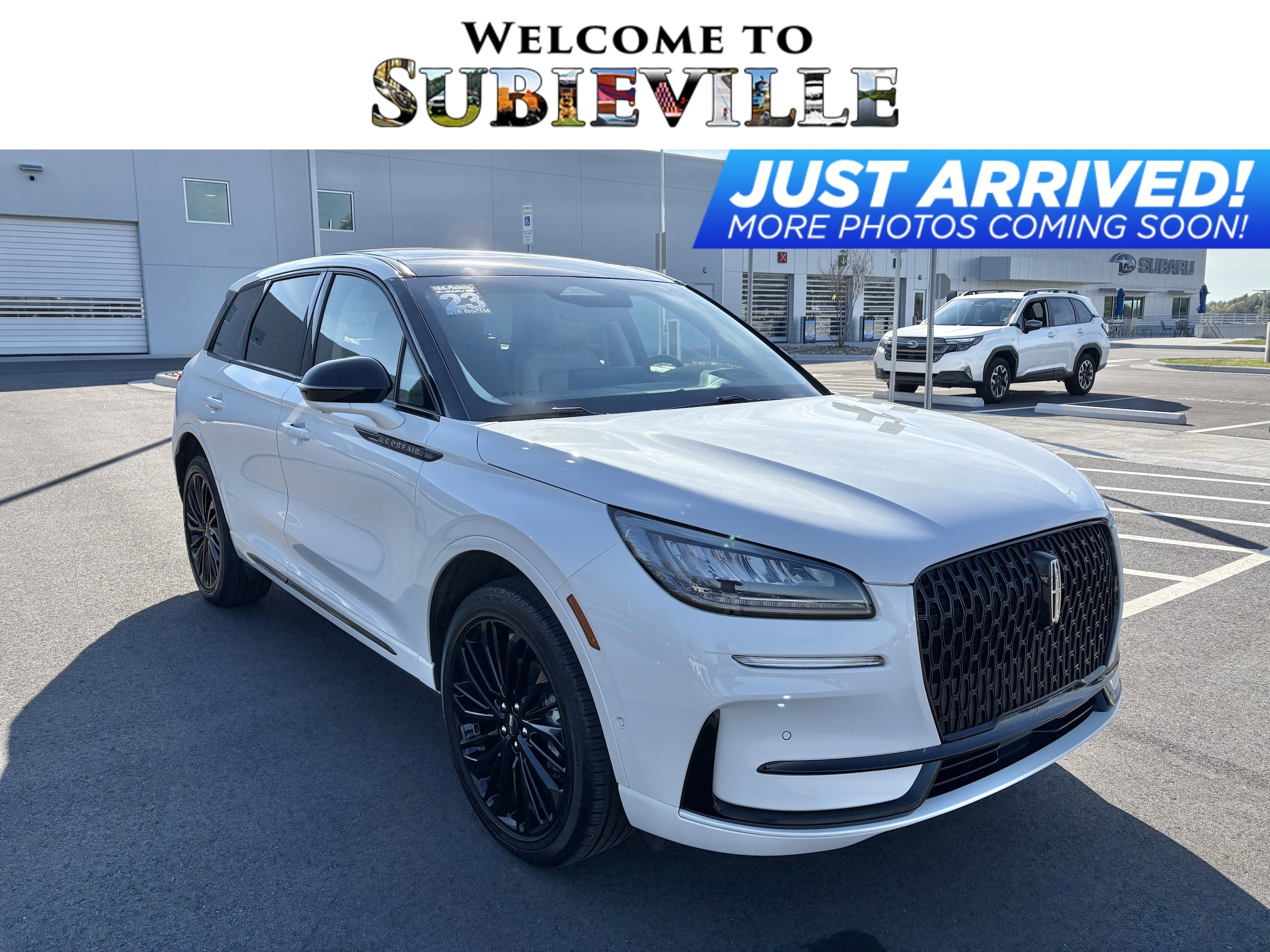 2023 Lincoln Corsair Base