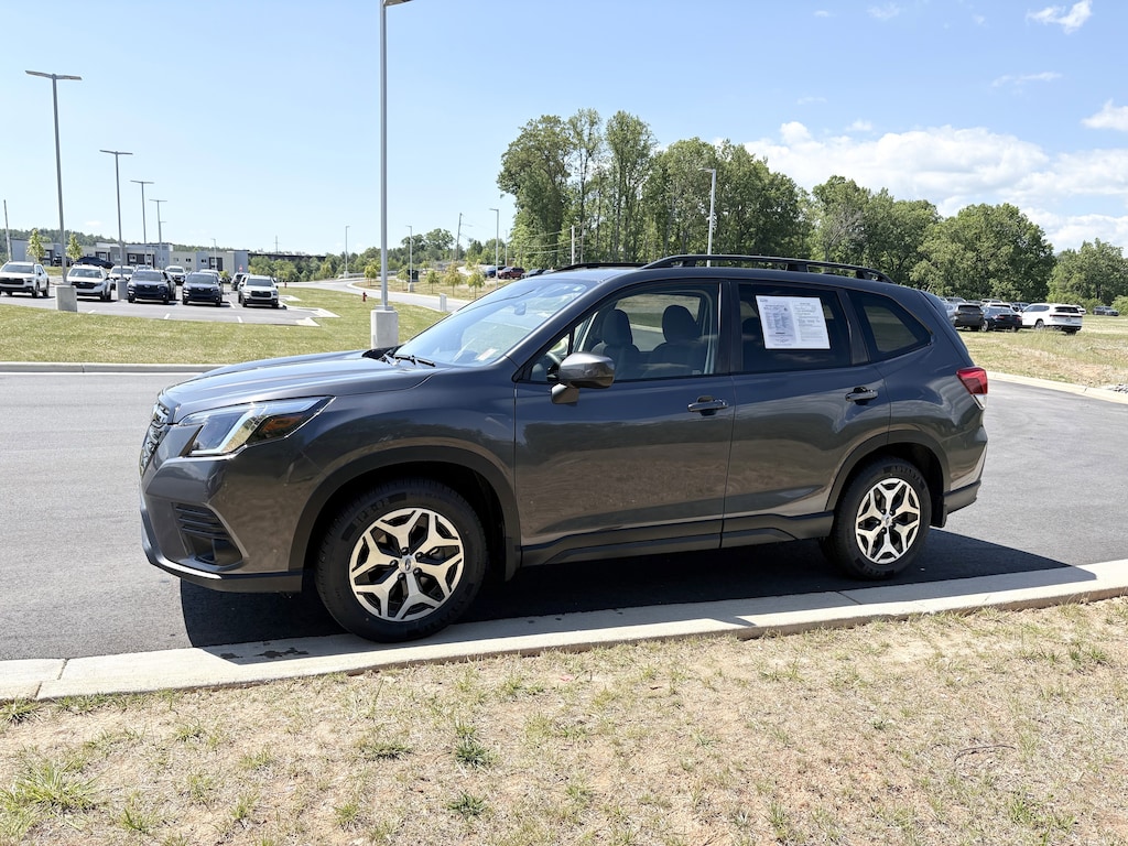 Used 2024 Subaru Forester Premium Premium AWD