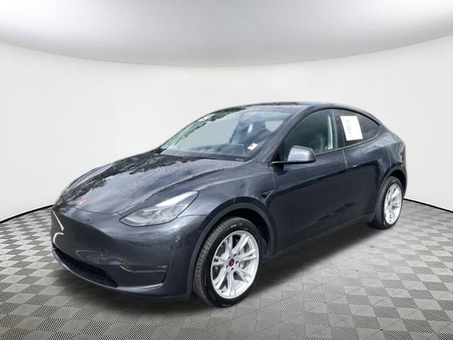 2024 Tesla Model Y Long Range photo 3