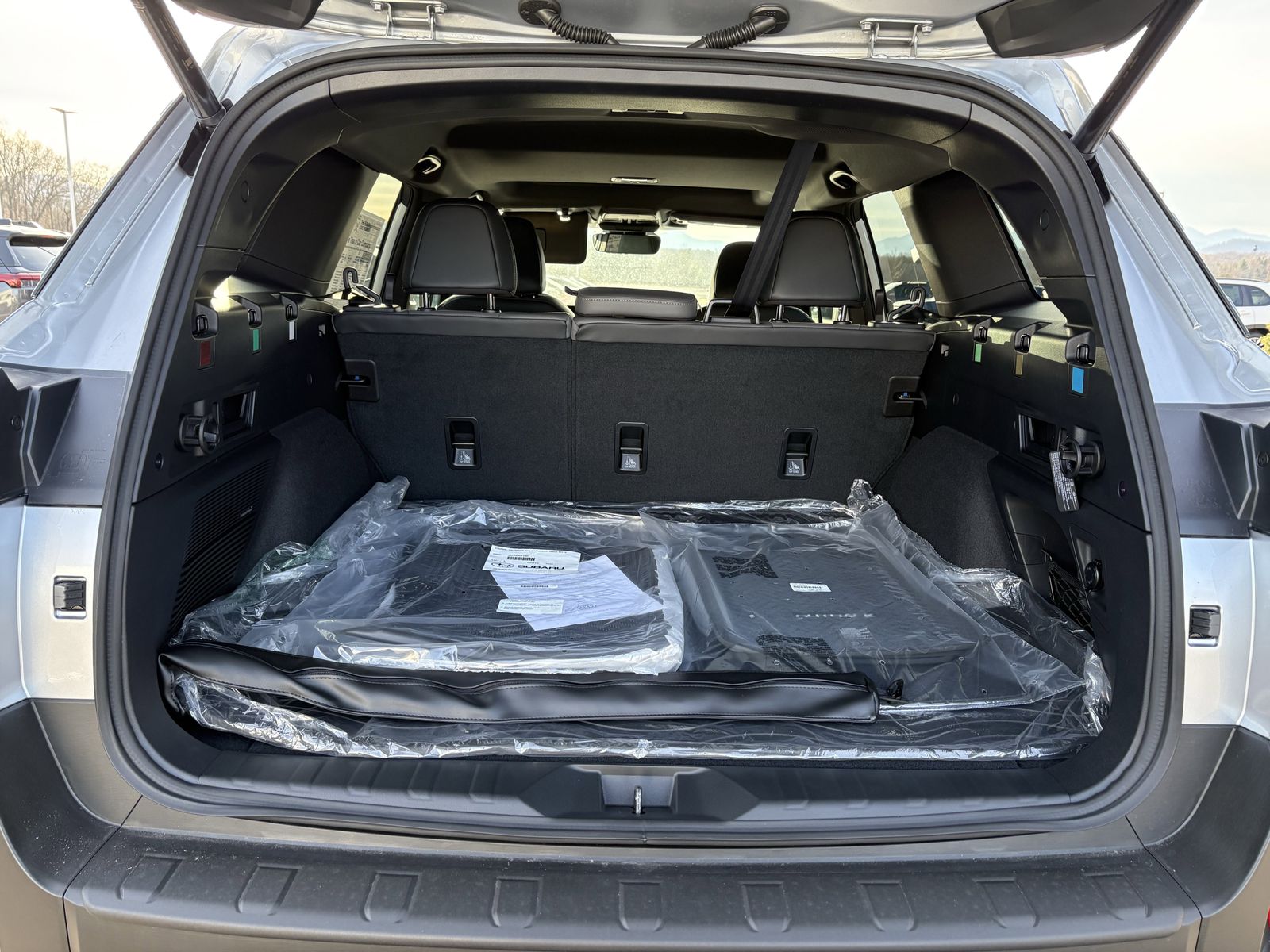 2026 Subaru Outback Limited - Photo 12