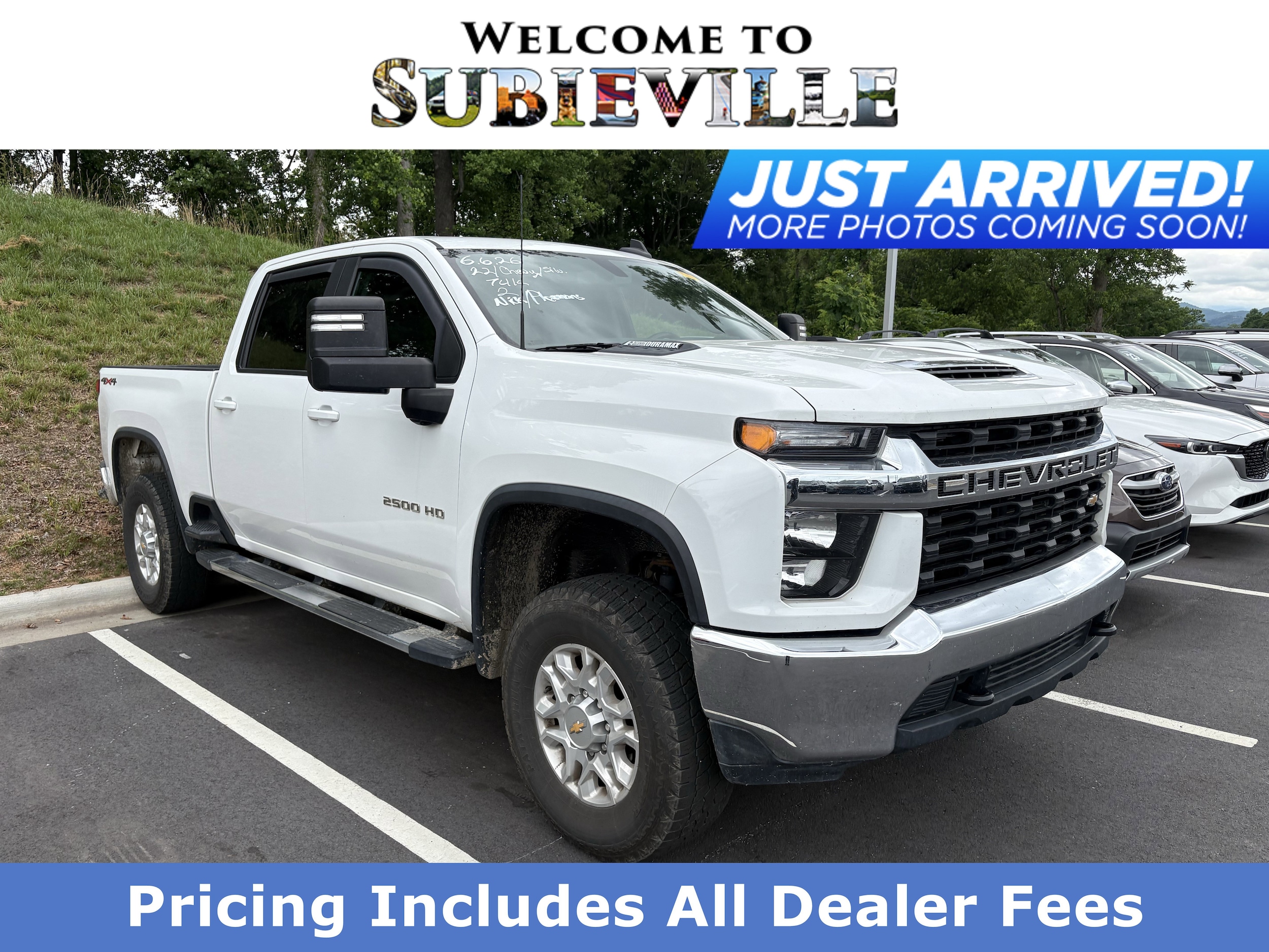 2022 Chevrolet Silverado HD LT 4WD Crew Cab Standard Box's photo