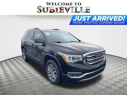 2019 GMC Acadia SLE FWD  SLE w/SLE-2