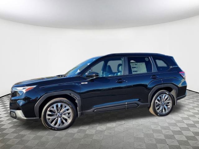 2025 Subaru Forester Touring photo 3