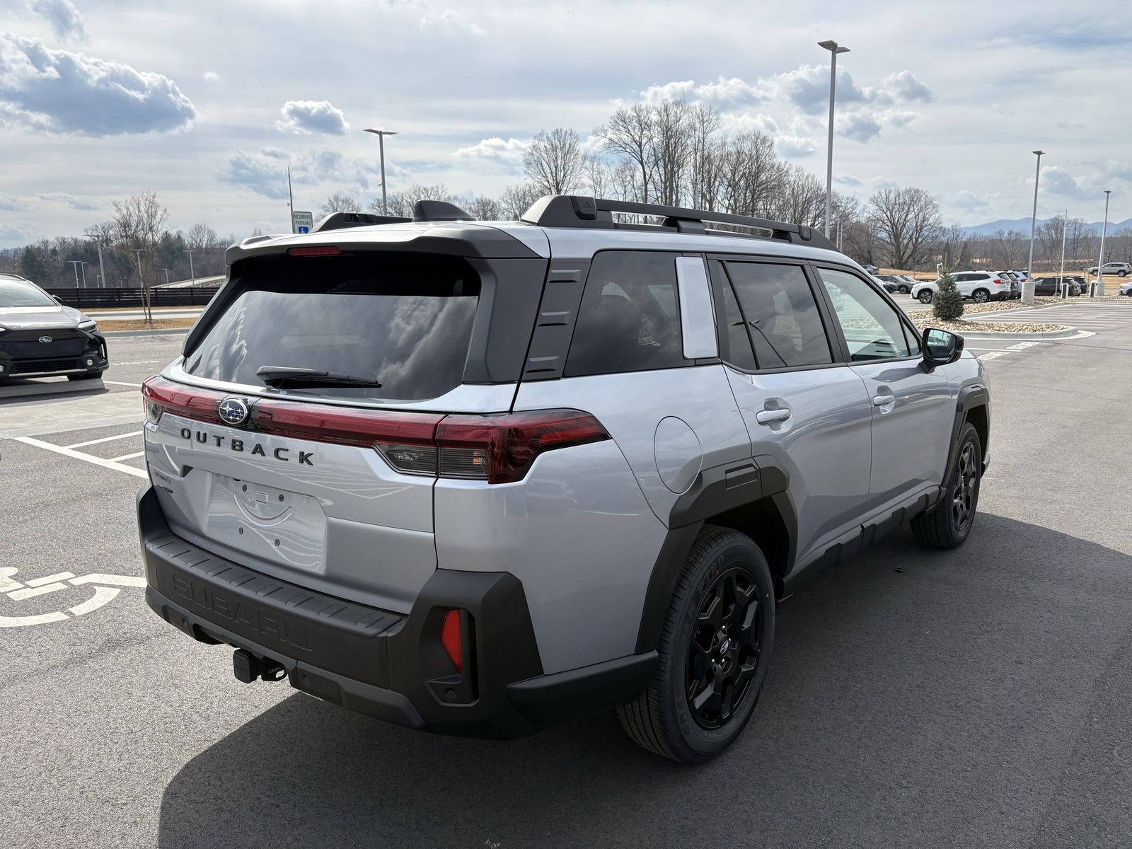 2026 Subaru Outback Limited - Photo 9
