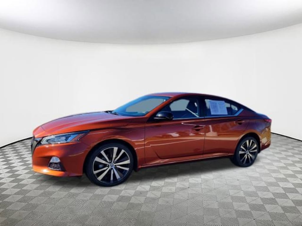Used 2022 Nissan Altima 2.5 SR Sedan