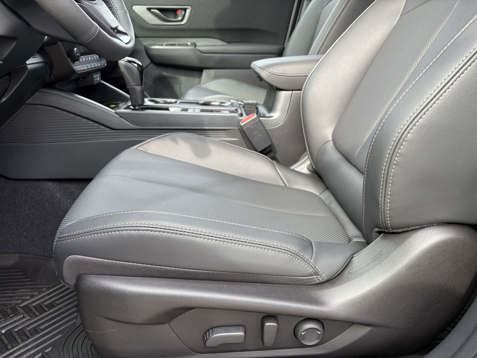 2026 Subaru Outback Limited - Photo 30