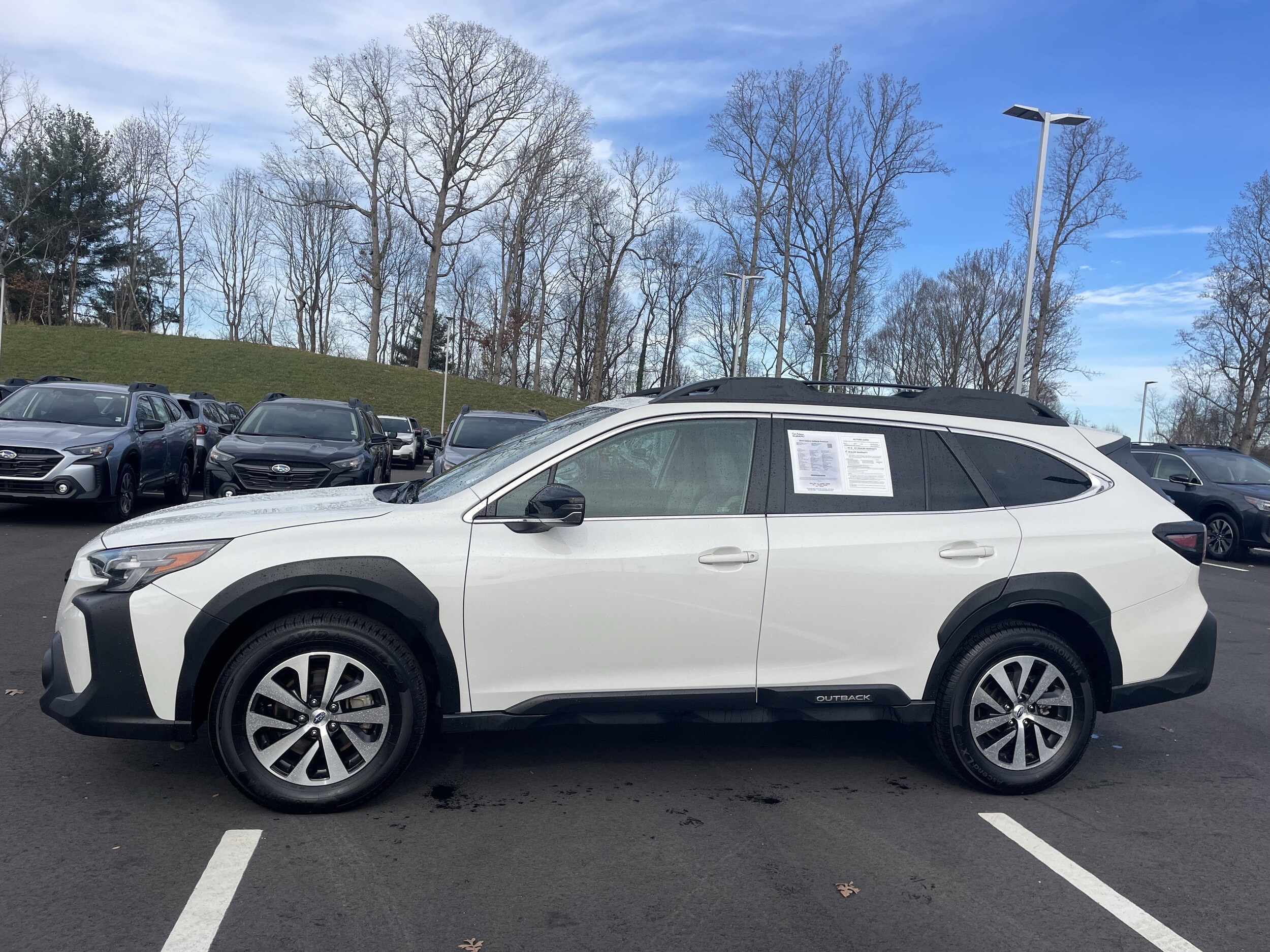 2024 Subaru Outback Premium photo 4