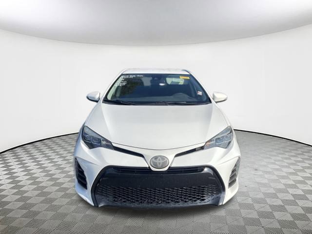 2019 Toyota Corolla L photo 2