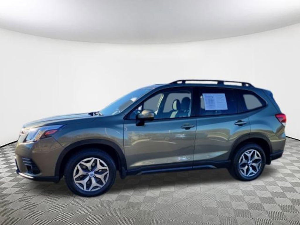 Used 2023 Subaru Forester Premium Premium CVT