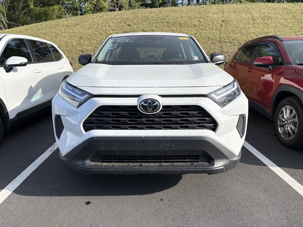 Used 2024 Toyota RAV4 LE LE FWD