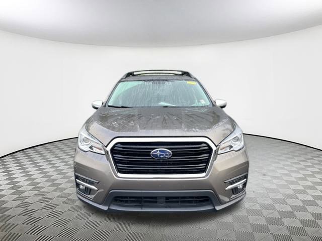 2022 Subaru Ascent Touring photo 2