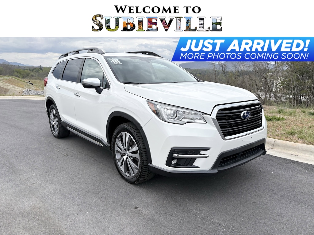 Used 2019 Subaru Ascent Touring 2.4T Touring 7-Passenger