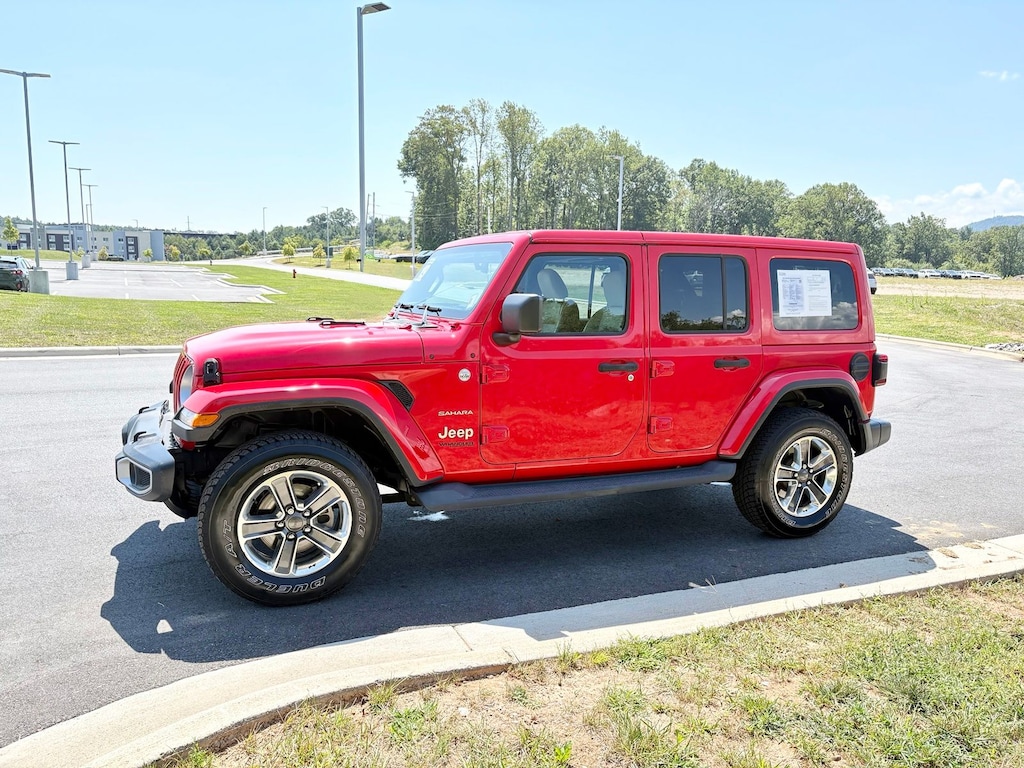 Used 2019 Jeep Wrangler Unlimited Sahara SUV