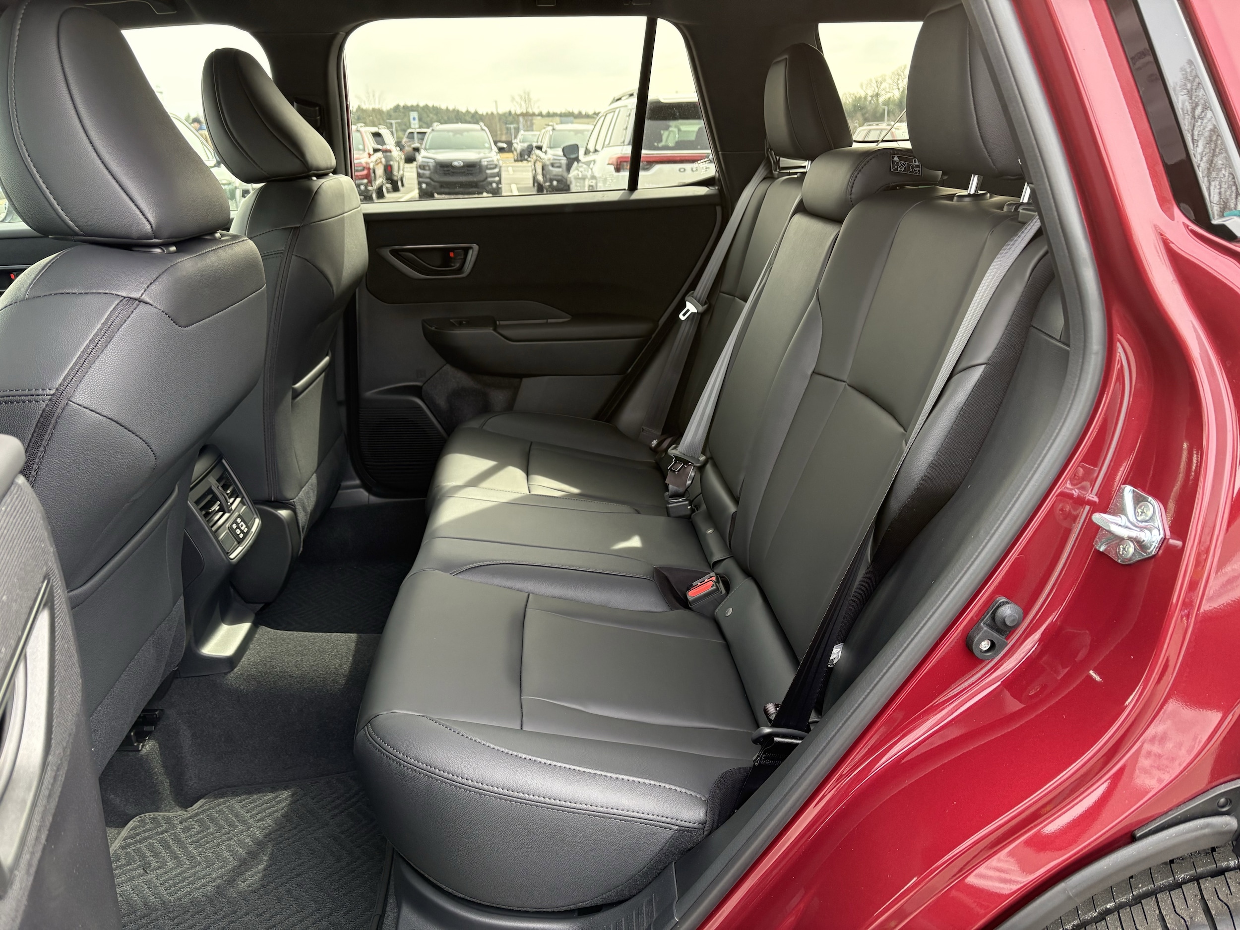 2026 Subaru Outback Premium - Photo 33
