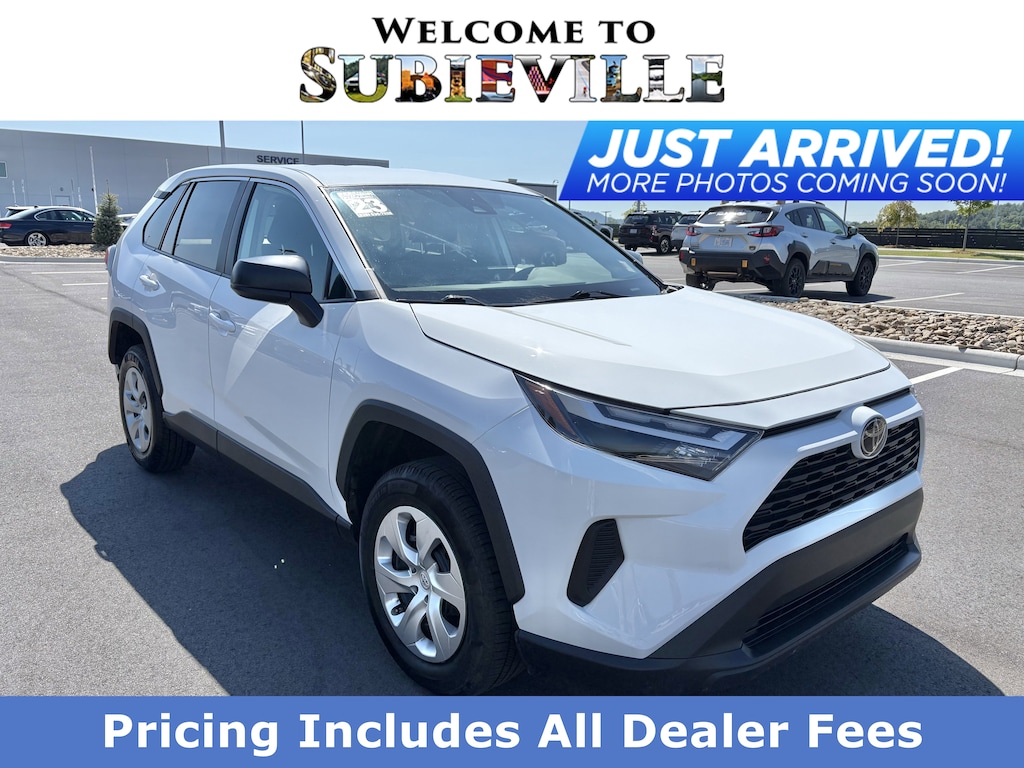 Used 2023 Toyota RAV4 LE LE FWD