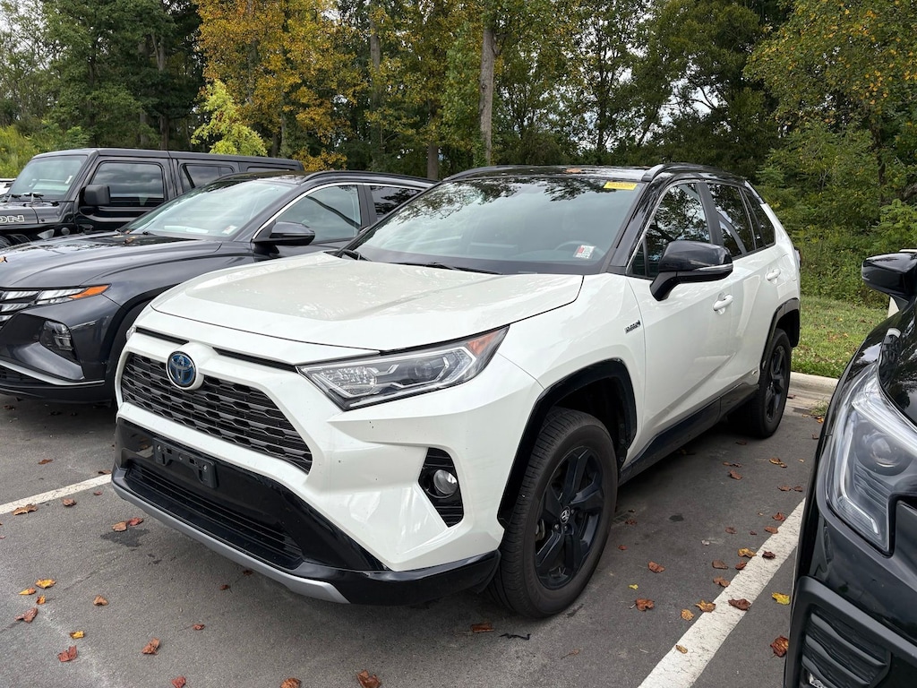 Used 2020 Toyota RAV4 Hybrid XSE SUV