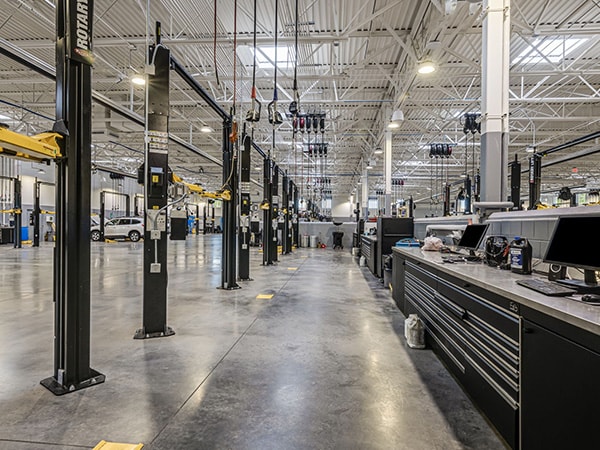 Service%20Bays%20(1).jpg