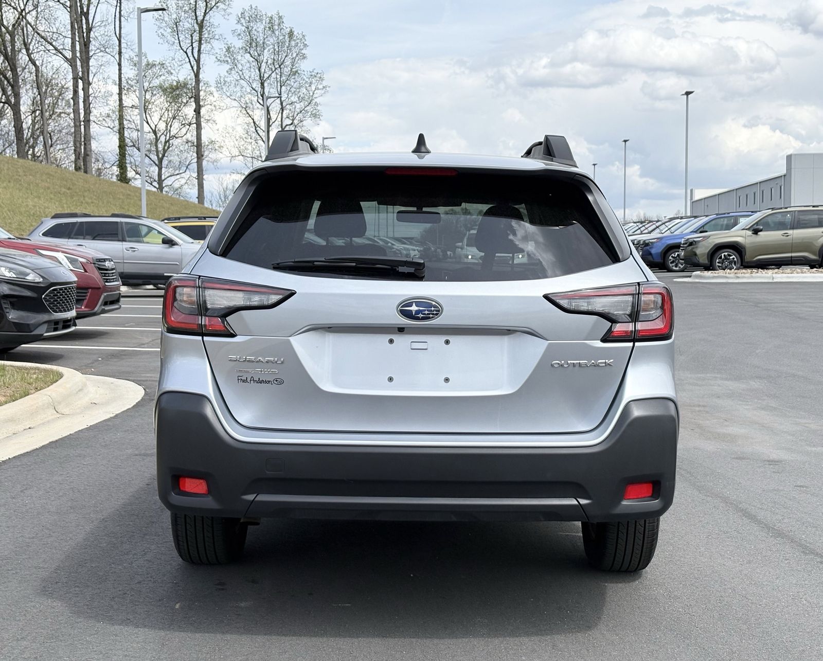 2025 Subaru Outback Premium - Photo 10