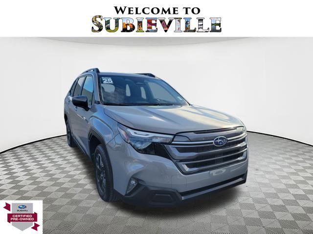 2025 Subaru Forester Premium's photo
