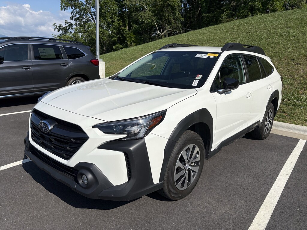 Used 2024 Subaru Outback Premium Sport Utility