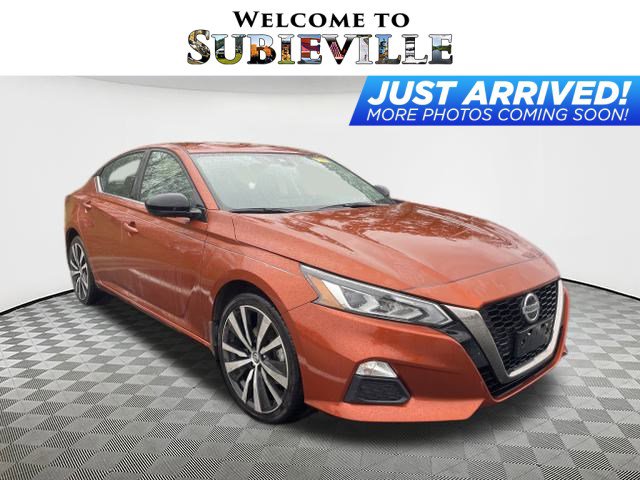 2022 Nissan Altima SR