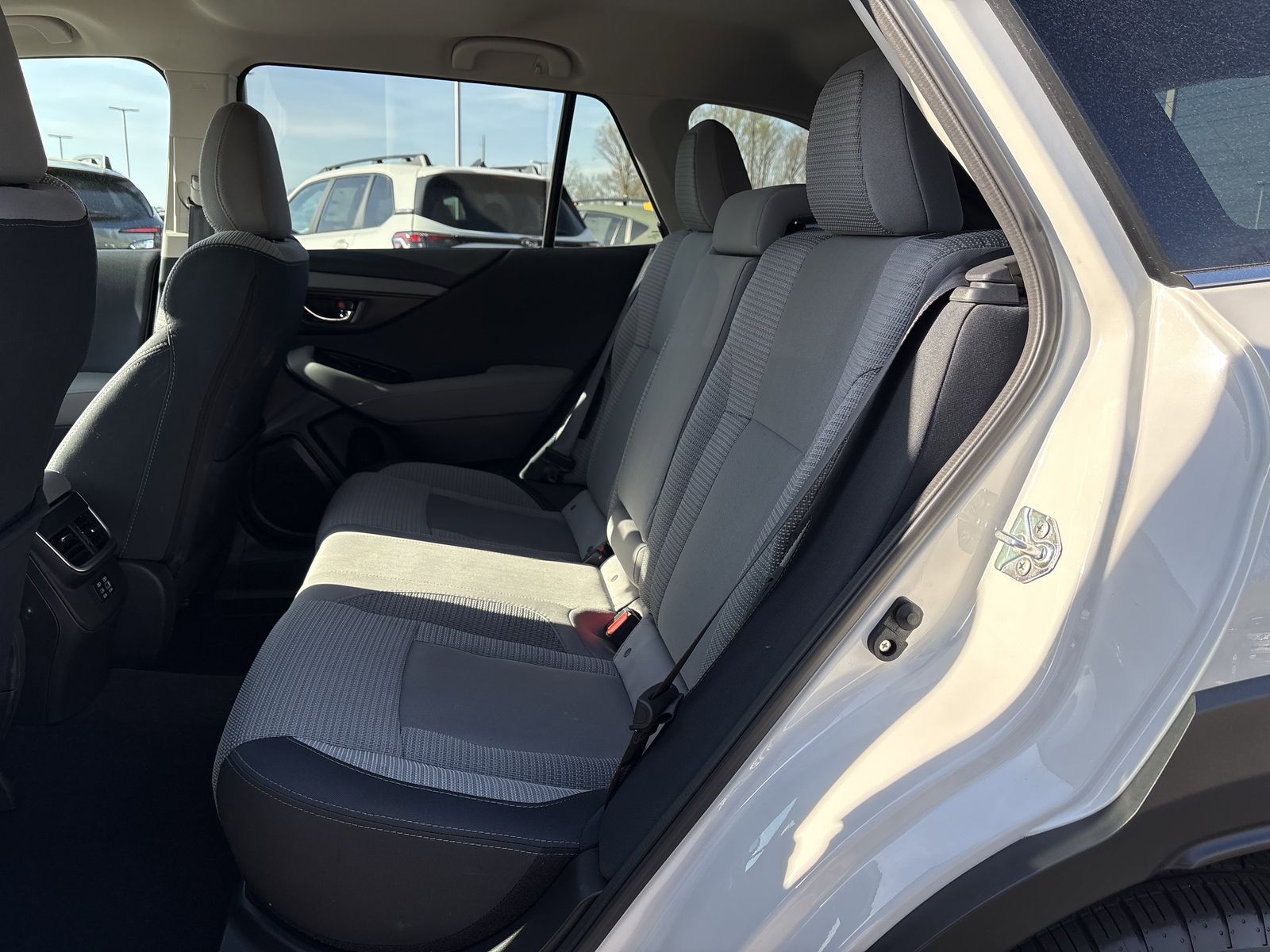 2025 Subaru Outback Premium - Photo 32