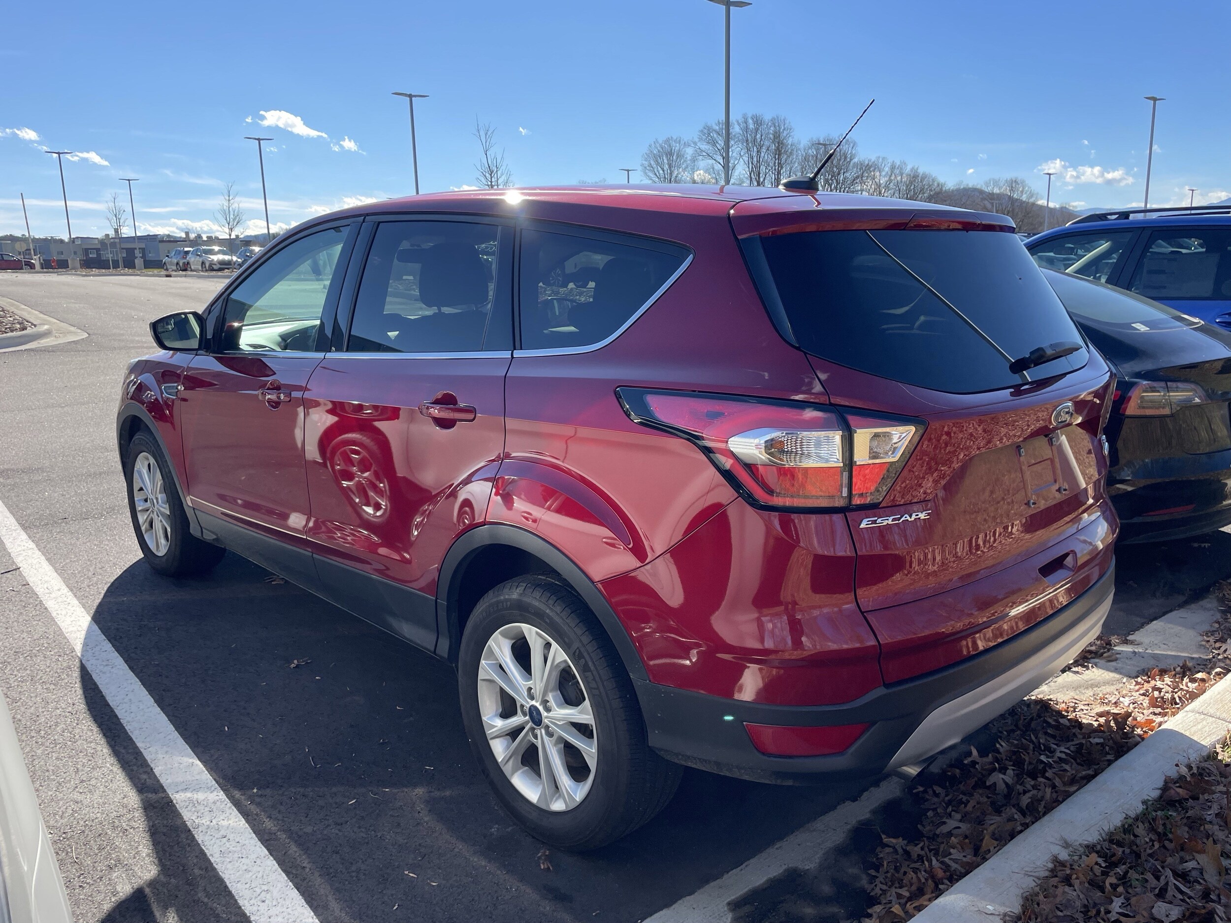 2017 Ford Escape SE photo 4
