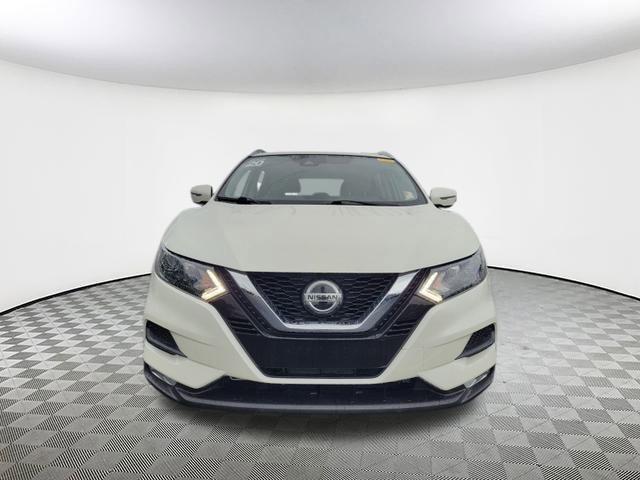 2020 Nissan Rogue Sport SV photo 2