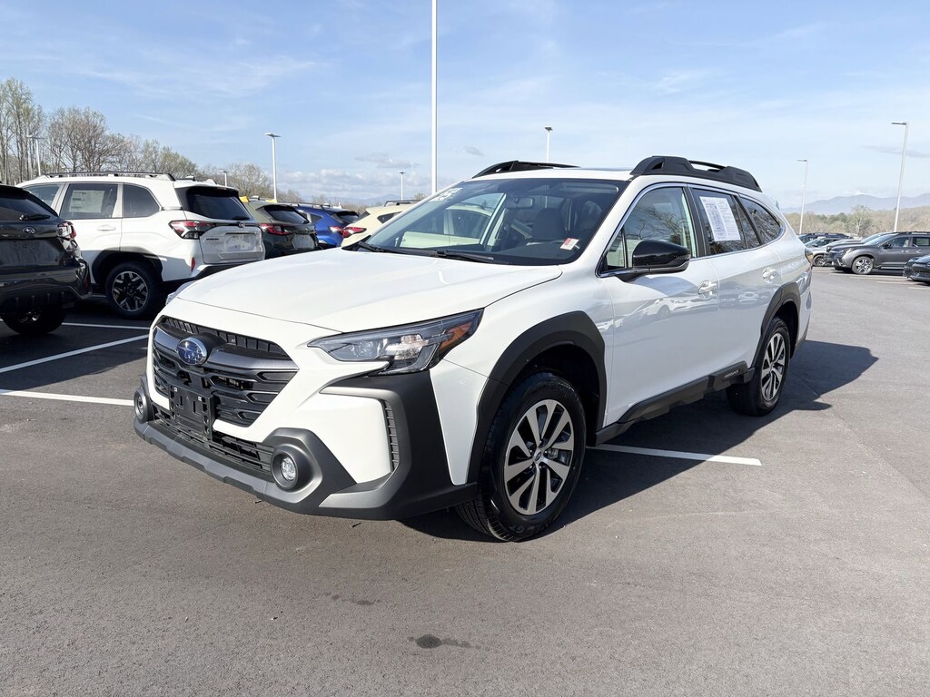Used 2025 Subaru Outback Premium SUV