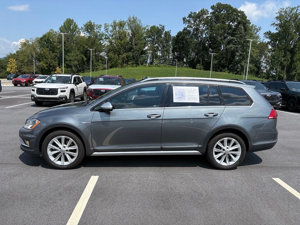 Used 2017 Volkswagen Golf Alltrack TSI S Wagon