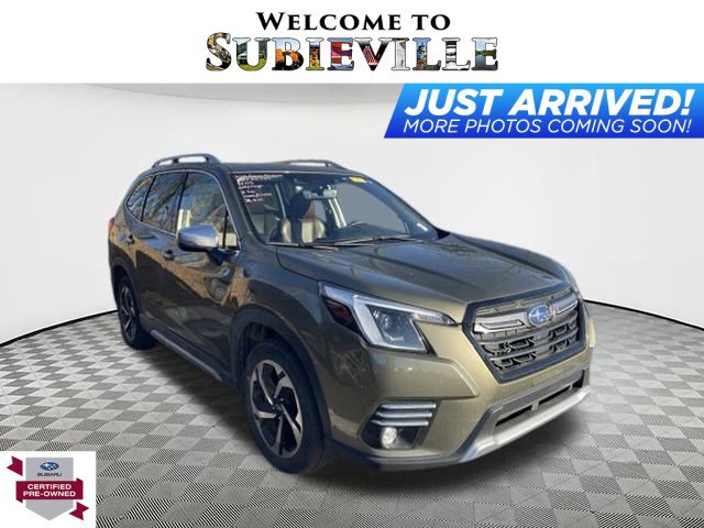 2023 Subaru Forester Touring's photo