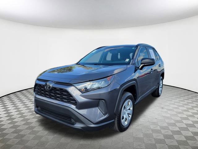 2019 Toyota RAV4 LE photo 3
