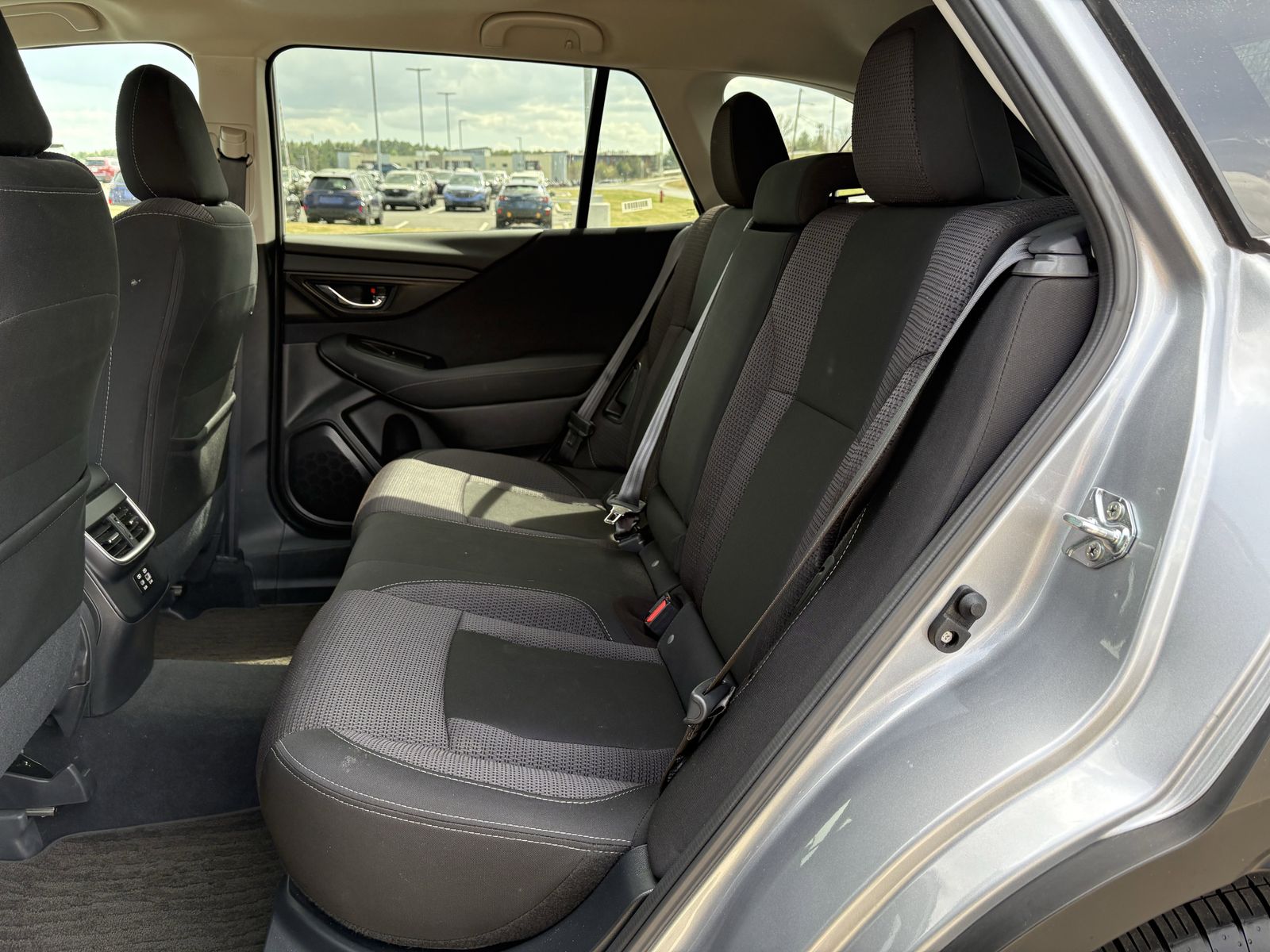 2025 Subaru Outback Premium - Photo 31
