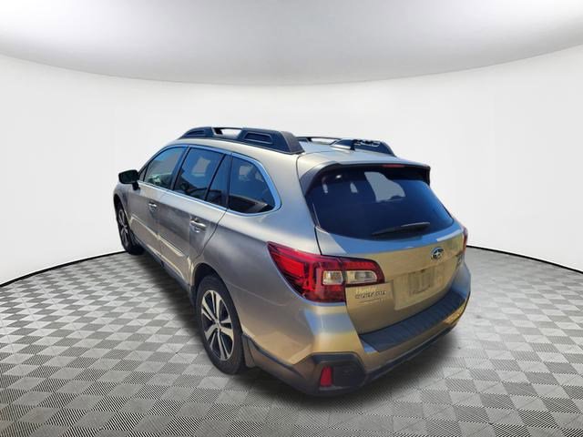 2019 Subaru Outback 2.5i Limited photo 4