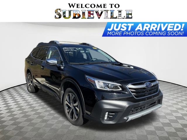 2020 Subaru Outback Touring's photo